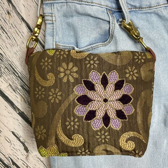 Artsy Fartsy by Lisa Green Brocade Pouch w/Belt Clips - Picture 2 of 4